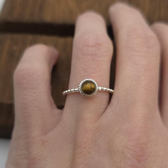 Jewelry - Size 8 Sterling Silver Round Tiger's Eye Stone Ring A1166